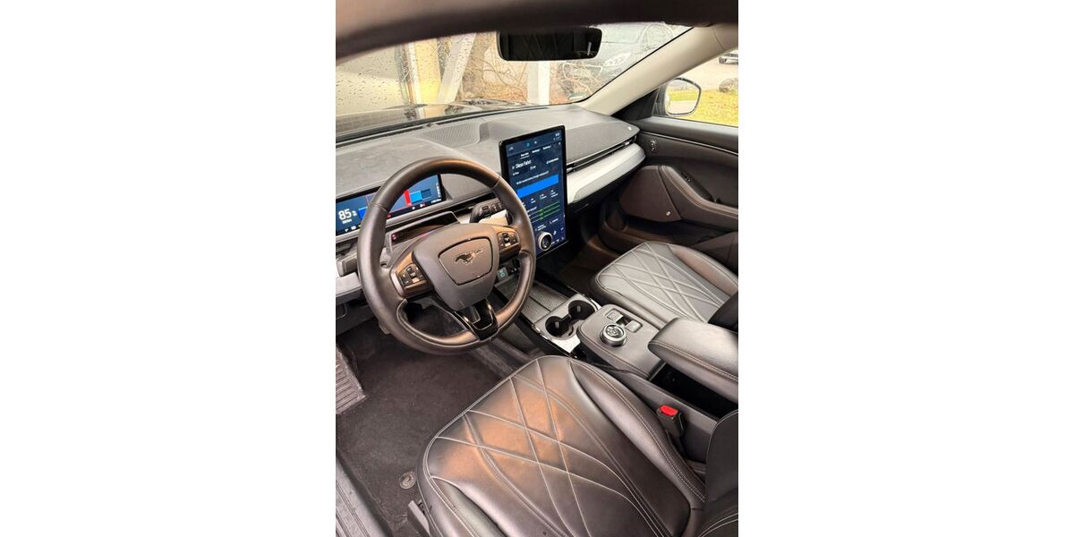 Ford Mustang Mach-E 194.000 km 19.450 &euro; Prien a. Chiemsee 83209