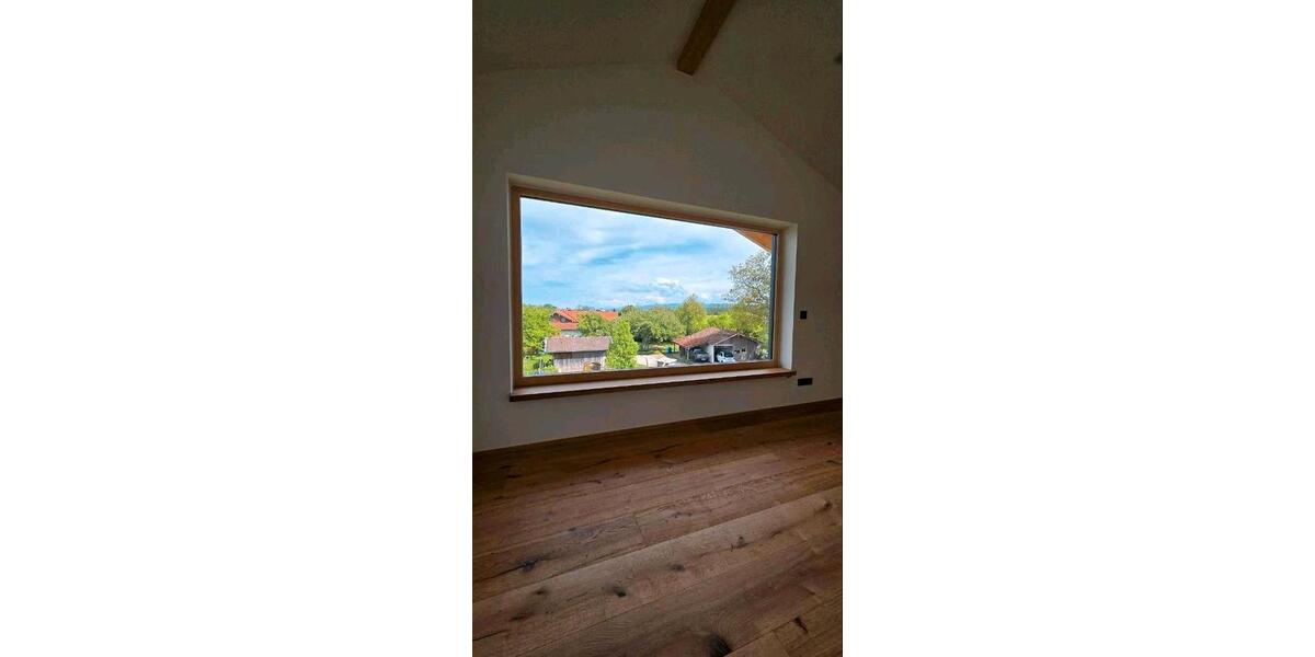 Etagenwohnung Bruckmühl - 2 Zimmer, 88 m&sup2;, 1.550&euro; | Angebot:26525679