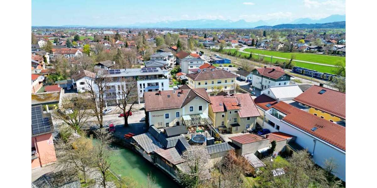 Einfamilienhaus Bruckmühl - 10 Zimmer, 620 m&sup2;, 1.095.000&euro; | Angebot:26134874