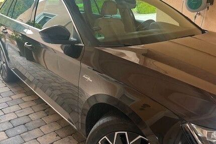 Skoda Superb 77.000 km 28.500 &euro; Aschau 83229