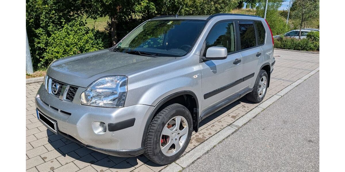 Nissan X-Trail 267.000 km 3.900 &euro; Edling 83533