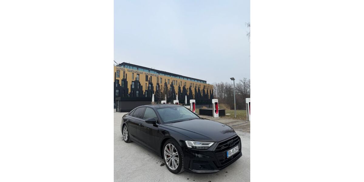 Audi A8 55.000 km 46.900 &euro; Rohrdorf 83101