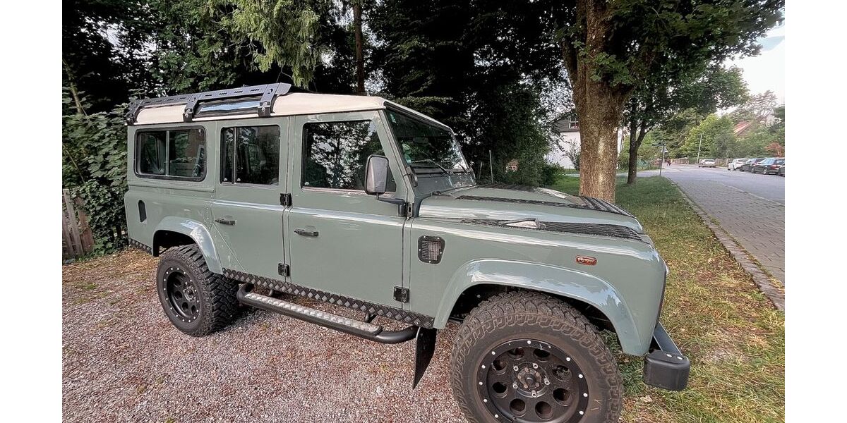 Land Rover Defender 191.000 km 44.250 &euro; Breitbrunn 83254