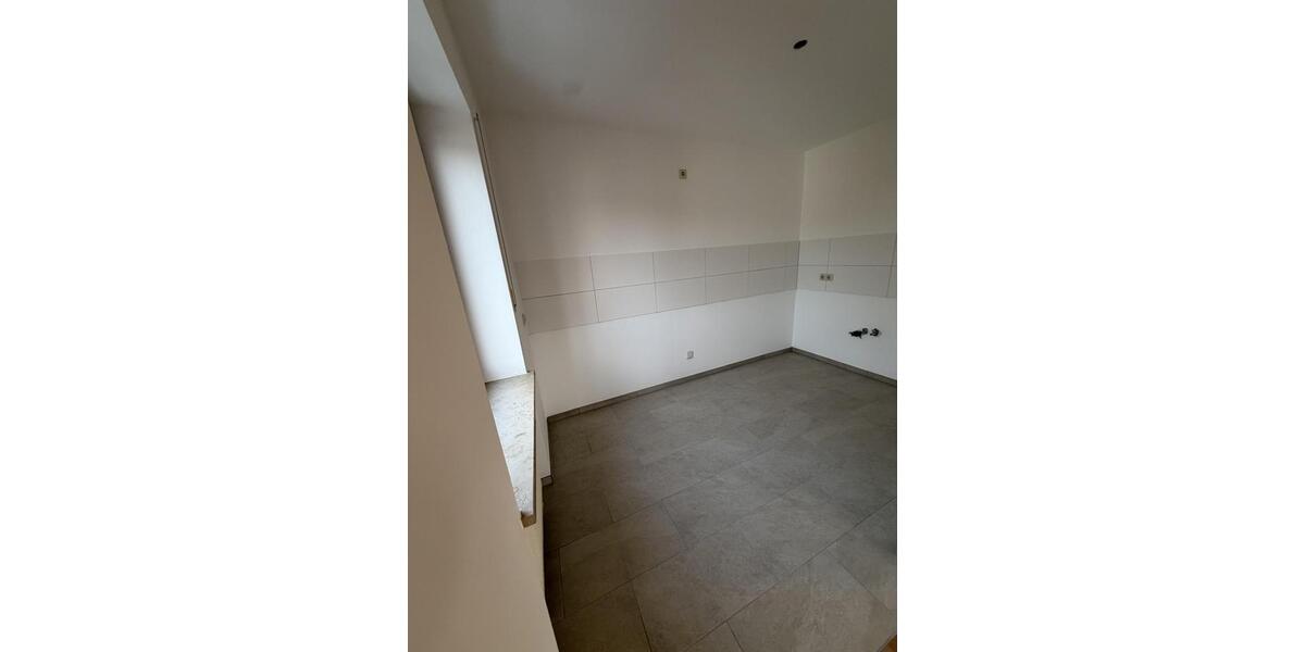 Etagenwohnung Bad Endorf - 2 Zimmer, 65 m&sup2;, 780&euro; | Angebot:25552906