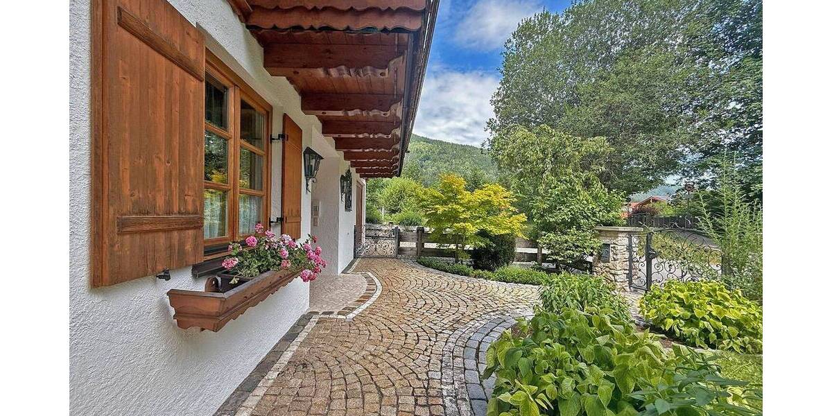 Einfamilienhaus Schliersee Neuhaus - 6 Zimmer, 254 m&sup2;, 2.190.000&euro; | Angebot:25706607