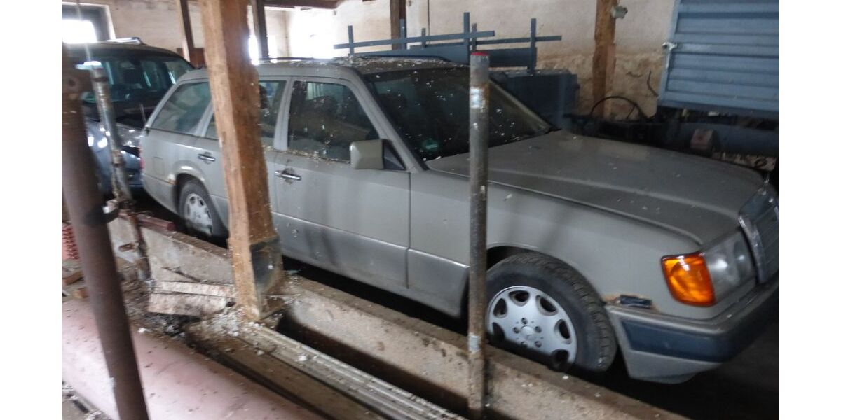 Mercedes-Benz E 230 398.000 km 1.500 &euro; Ebersberg 85560