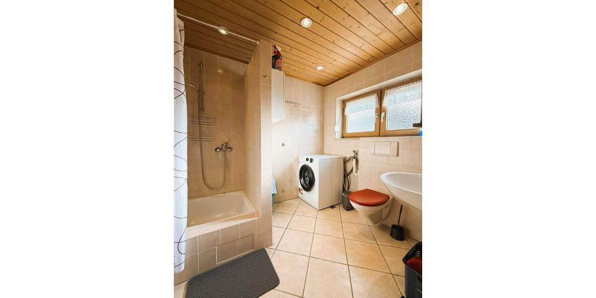 Einfamilienhaus Bruckmühl Hinrichssegen - 7 Zimmer, 183 m&sup2;, 599.900&euro; | Angebot:25744445