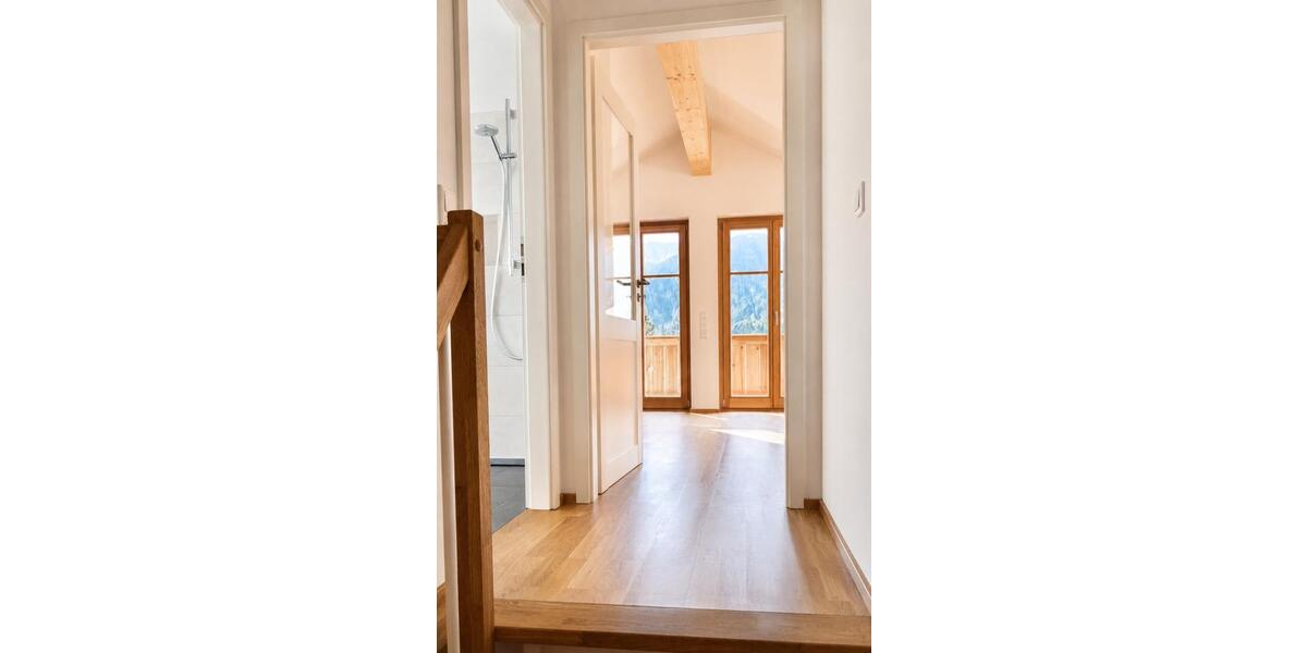 Doppelhaushälfte Schliersee - 5 Zimmer, 171 m&sup2;, 3.100&euro; | Angebot:26682469