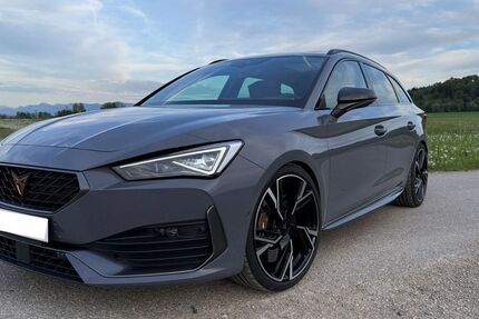 Cupra Leon 29.500 km 33.800 &euro; Bruckmühl 83052