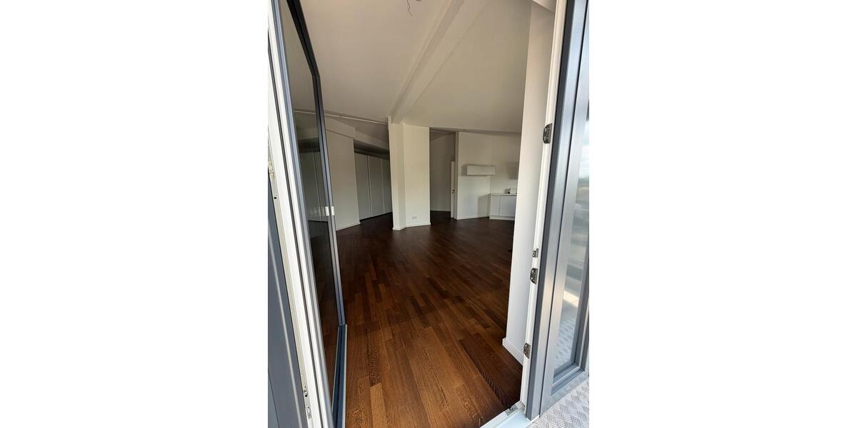 Dachgeschoßwohnung Kirchseeon - 2 Zimmer, 65 m&sup2;, 490.000&euro; | Angebot:26814276