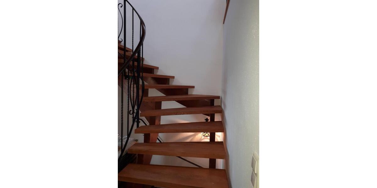 Einfamilienhaus Aßling - 8 Zimmer, 270 m&sup2;, 3.445&euro; | Angebot:25806117