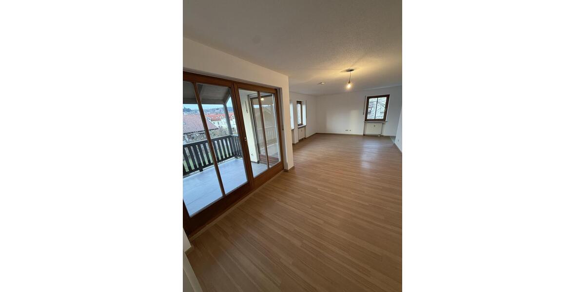 Etagenwohnung Bad Endorf - 2 Zimmer, 65 m&sup2;, 780&euro; | Angebot:25552906