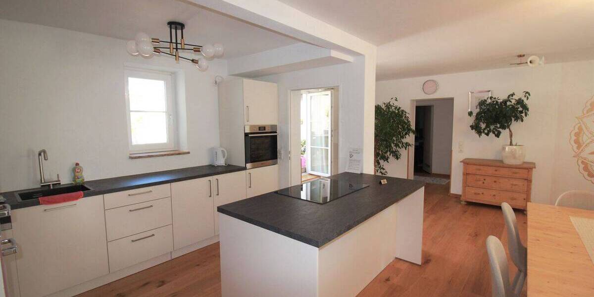 Etagenwohnung Kolbermoor - 3 Zimmer, 130 m&sup2;, 499.000&euro; | Angebot:25746266