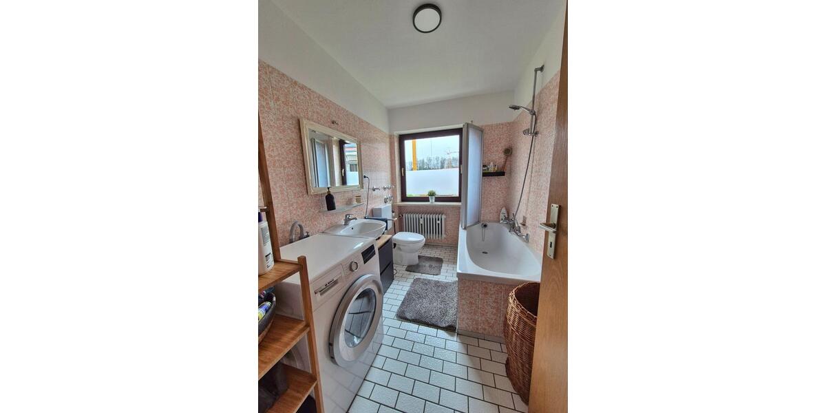 Gewerbeobjekt Brannenburg - 3 Zimmer, 1.300&euro; | Angebot:25945838
