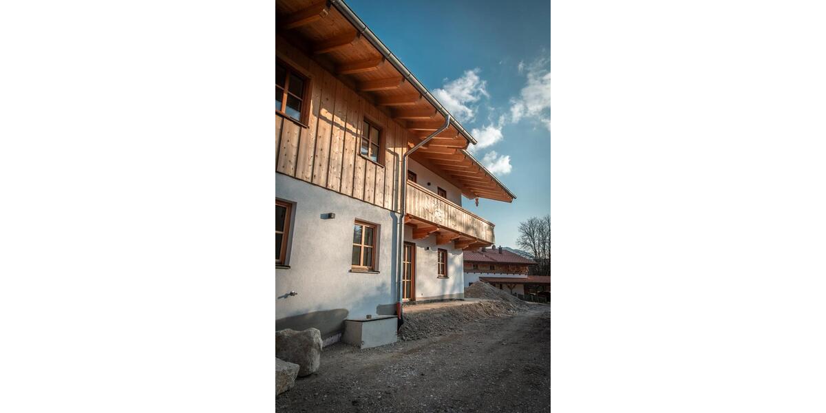 Doppelhaushälfte Marquartstein - 4 Zimmer, 120 m&sup2;, 2.170&euro; | Angebot:26026460