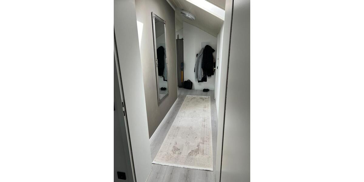 Dachgeschoßwohnung Rosenheim Aising - 3 Zimmer, 65 m&sup2;, 295.000&euro; | Angebot:26261855