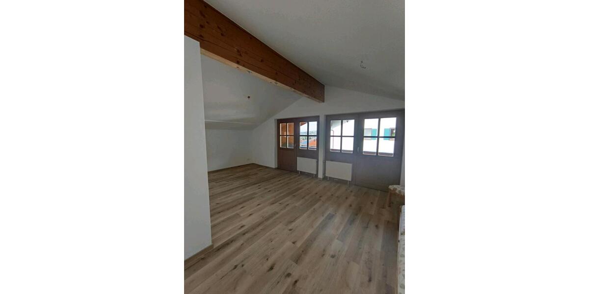 Dachgeschoßwohnung Staudach-Egerndach Egerndach - 2 Zimmer, 75 m&sup2;, 1.400&euro; | Angebot:24849796