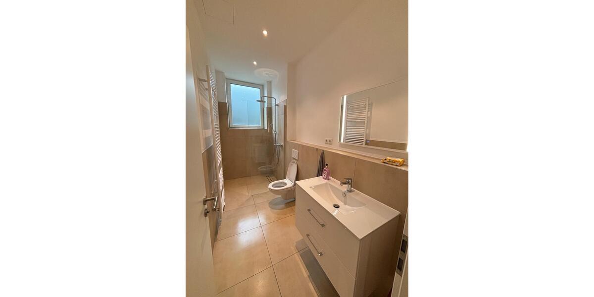 Etagenwohnung Bad Feilnbach - 5 Zimmer, 170 m&sup2;, 2.150&euro; | Angebot:26619215