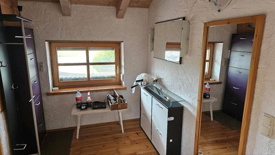 Dachgeschoßwohnung Tuntenhausen - 3 Zimmer, 86 m&sup2;, 1.200&euro; | Angebot:25568301