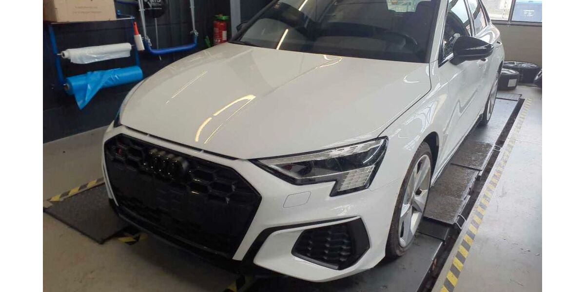 Audi S3 44.679 km 41.930 &euro; Bruckmühl 83052