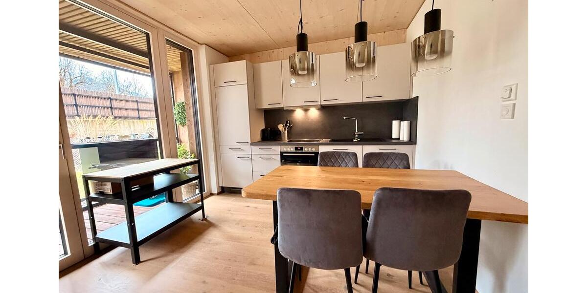 Erdgeschoßwohnung Kiefersfelden - 3 Zimmer, 69 m&sup2;, 1.700&euro; | Angebot:26045177
