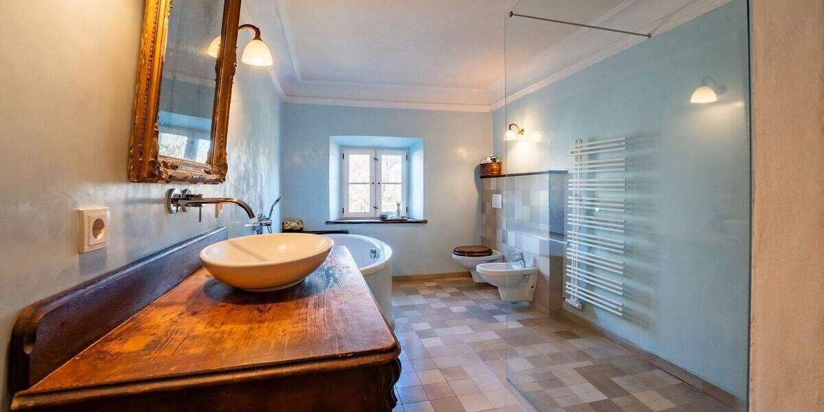 Bauernhaus, Landhaus Rimsting Ratzing - 6 Zimmer, 220 m&sup2;, 2.250.000&euro; | Angebot:25669854