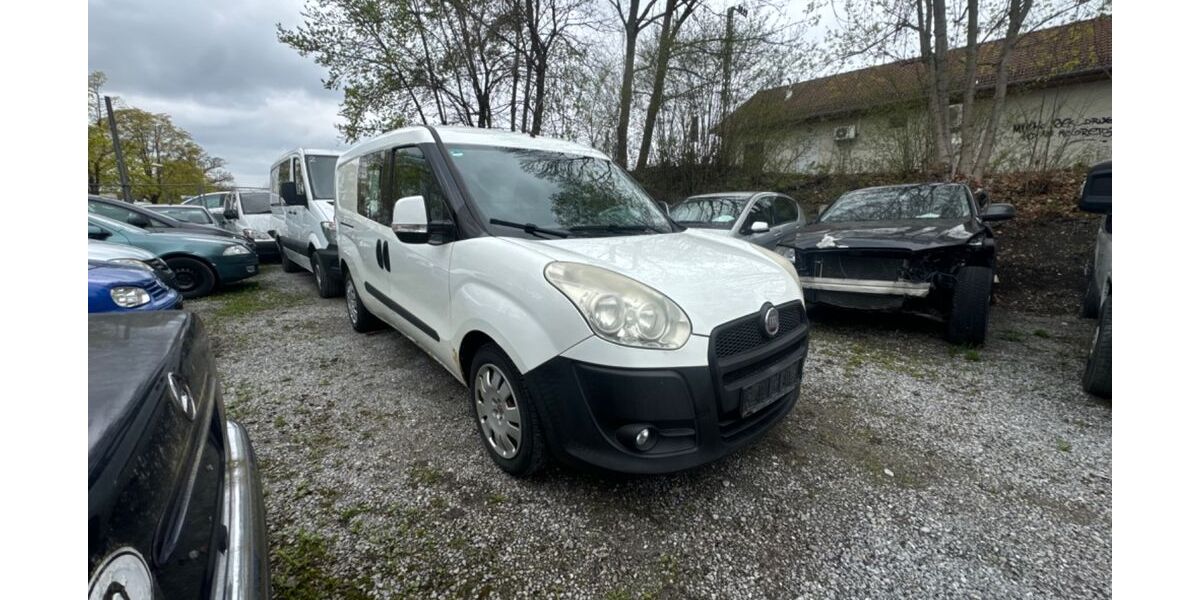 Fiat Doblo 148.000 km 1.599 &euro; Rosenheim 83026