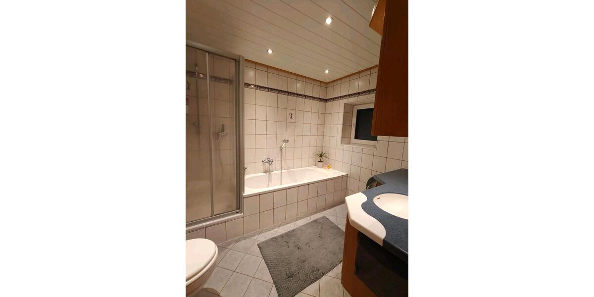 Etagenwohnung Albaching - 3 Zimmer, 100 m&sup2;, 950&euro; | Angebot:25497514