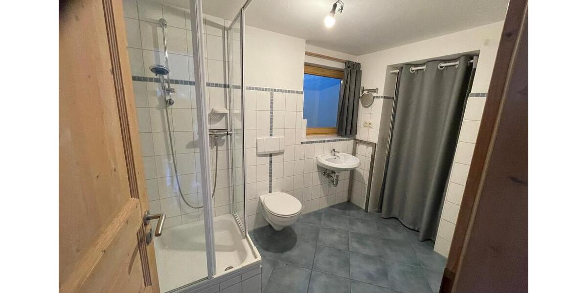 Maisonettenwohnung Bad Endorf - 3 Zimmer, 86 m&sup2;, 1.300&euro; | Angebot:26505252