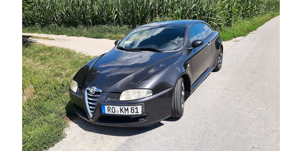 Alfa Romeo GT 119.333 km 5.800 &euro; Rosenheim 83026