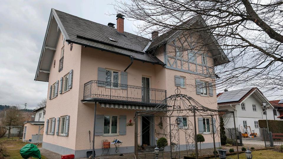 Einfamilienhaus Feldkirchen-Westerham Westerham - 7 Zimmer, 220 m&sup2;, 2.950&euro; | Angebot:25305017