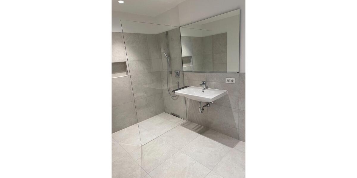 Etagenwohnung Prien am Chiemsee - 2 Zimmer, 71 m&sup2;, 1.400&euro; | Angebot:26700346