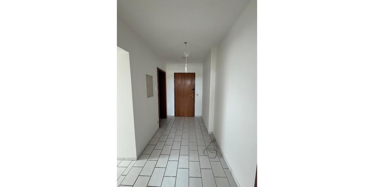Dachgeschoßwohnung Rosenheim Innenstadt - 2 Zimmer, 74 m&sup2;, 1.320&euro; | Angebot:26592815