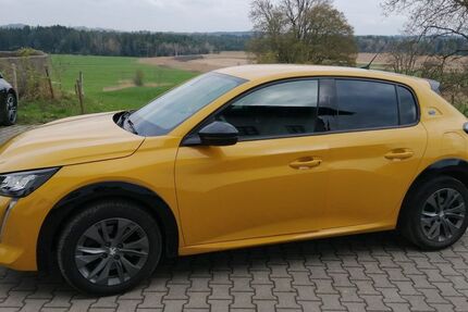 Peugeot e-208 72.000 km 14.400 &euro; Pittenhart 83132