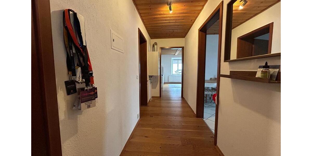 Erdgeschoßwohnung Miesbach - 3 Zimmer, 77 m&sup2;, 1.060&euro; | Angebot:26031938