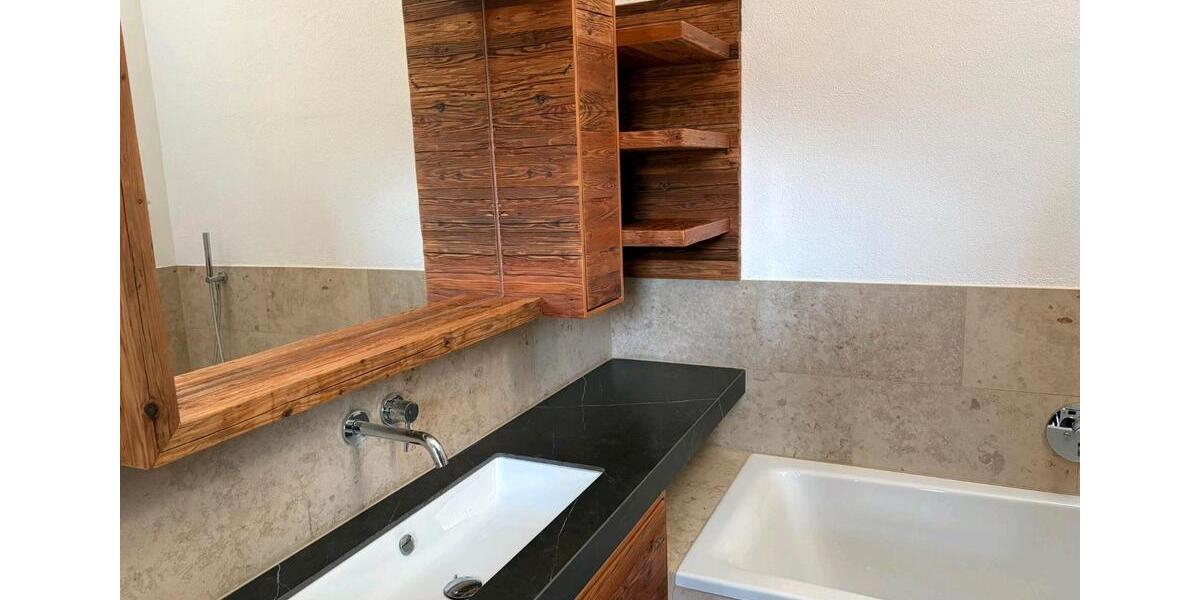 Dachgeschoßwohnung Kiefersfelden - 3 Zimmer, 80 m&sup2;, 1.550&euro; | Angebot:26308527