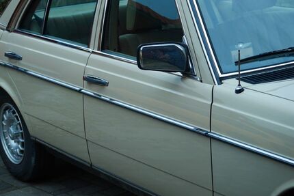 Mercedes-Benz 300 115.000 km 18.250 &euro; Rohrdorf 83101