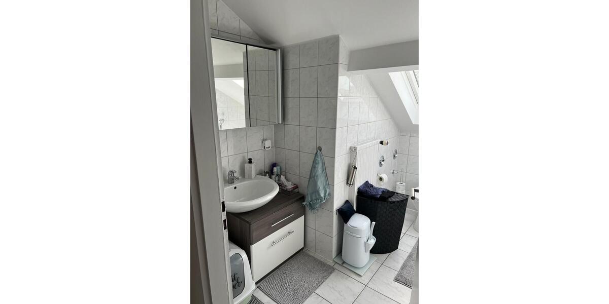 Dachgeschoßwohnung Rosenheim Aising - 3 Zimmer, 65 m&sup2;, 295.000&euro; | Angebot:26261855