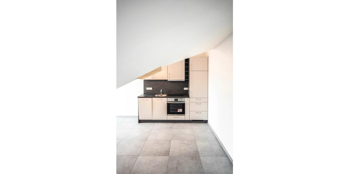 Dachgeschoßwohnung Aßling - 2.5 Zimmer, 55 m&sup2;, 1.081&euro; | Angebot:25402254