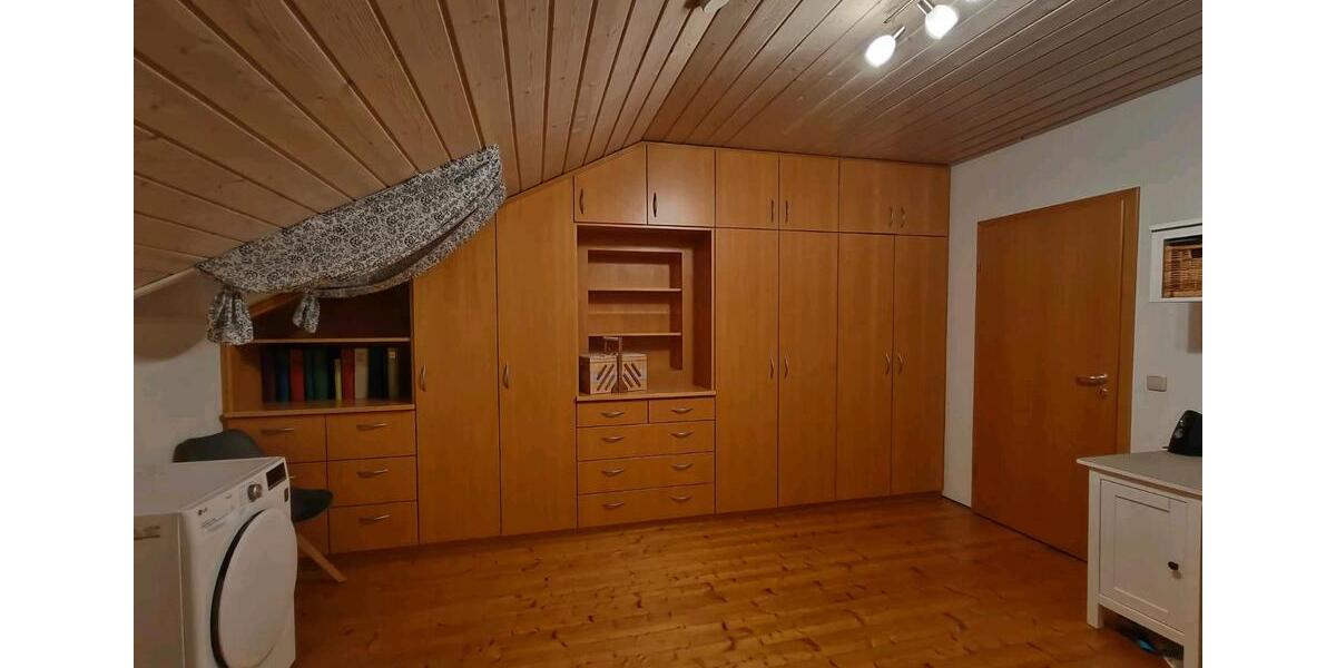 Etagenwohnung Albaching - 3 Zimmer, 100 m&sup2;, 950&euro; | Angebot:25497514