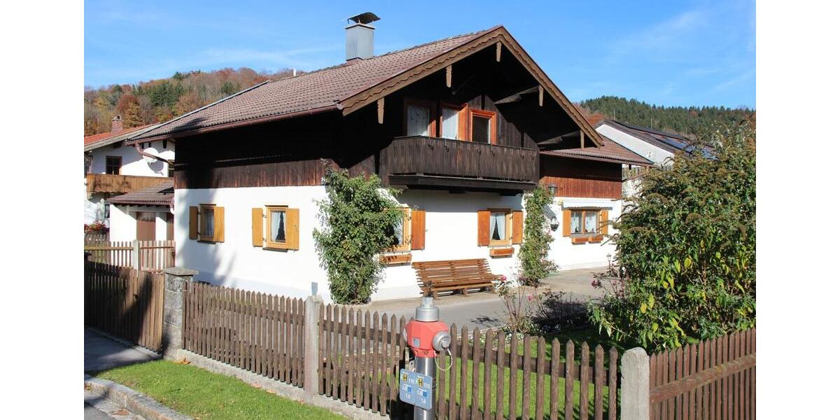 Einfamilienhaus Hausham - 8 Zimmer, 162 m&sup2;, 920.000&euro; | Angebot:24494261