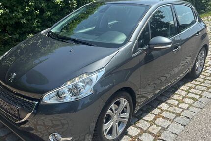 Peugeot 208 83.500 km 4.999 &euro; Bernau am Chiemsee 83233