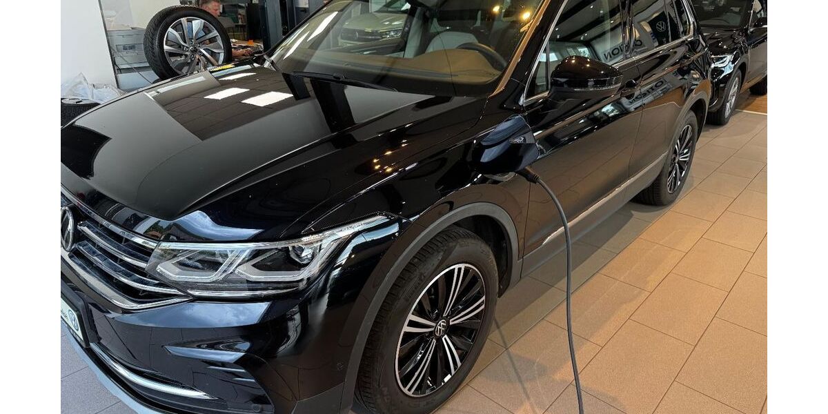 VW Tiguan 47.126 km 29.990 &euro; Bad Endorf 83093