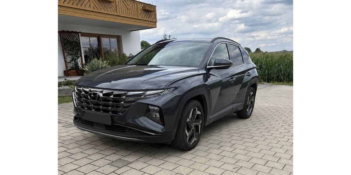 Hyundai TUCSON 24.367 km 31.300 &euro; Bad Endorf 83093