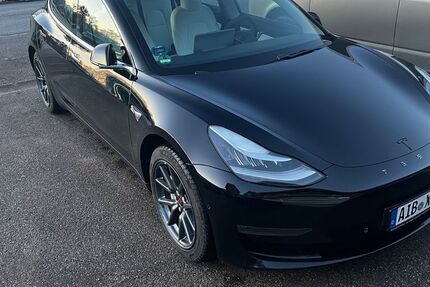 Tesla Model 3 161.500 km 21.975 &euro; Bad Aibling 83043