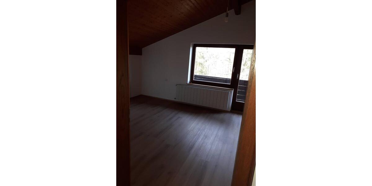 Einfamilienhaus Aßling - 8 Zimmer, 270 m&sup2;, 3.445&euro; | Angebot:25806117