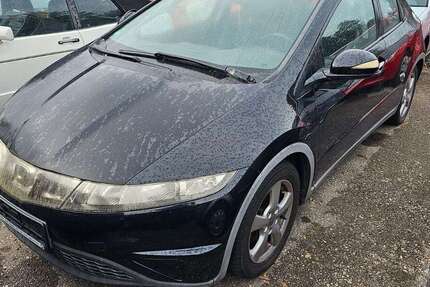 Honda Civic 170.000 km 2.750 &euro; Raubling 83064