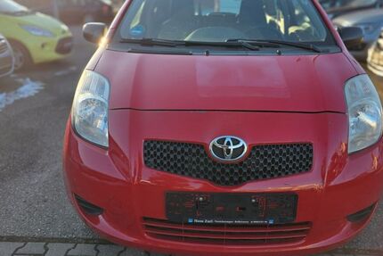 Toyota Yaris 259.670 km 699 &euro; Rosenheim 83026