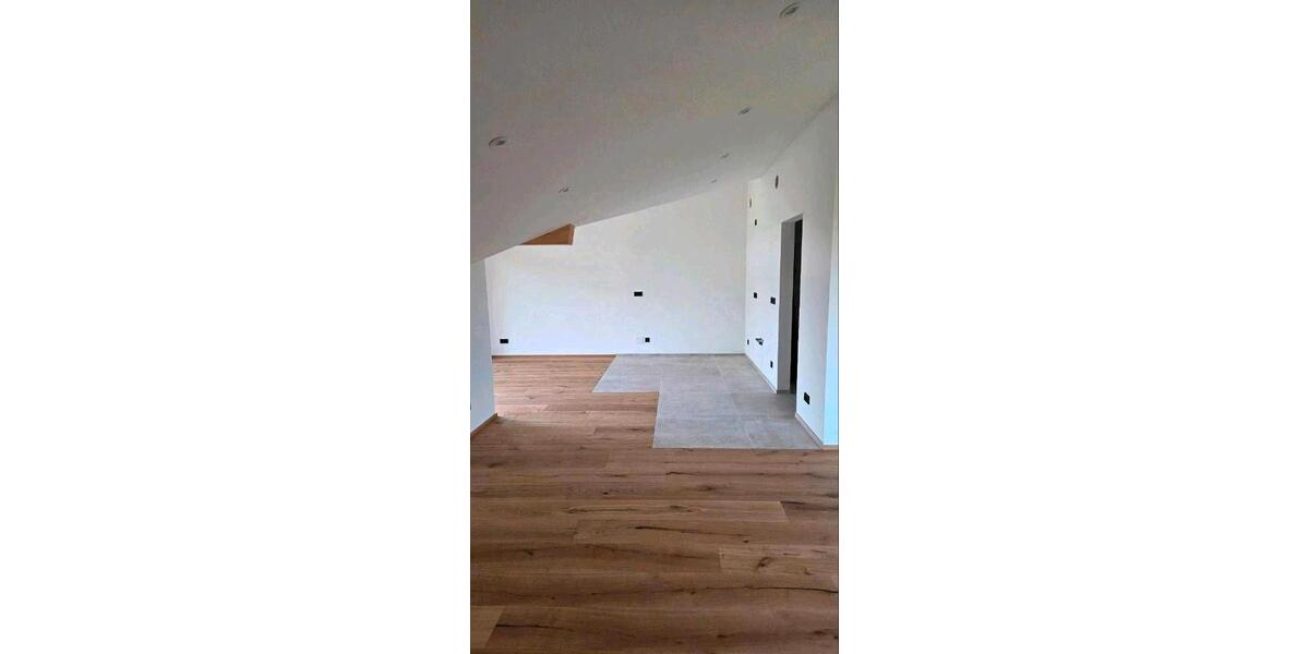 Etagenwohnung Bruckmühl - 2 Zimmer, 88 m&sup2;, 1.550&euro; | Angebot:26525679