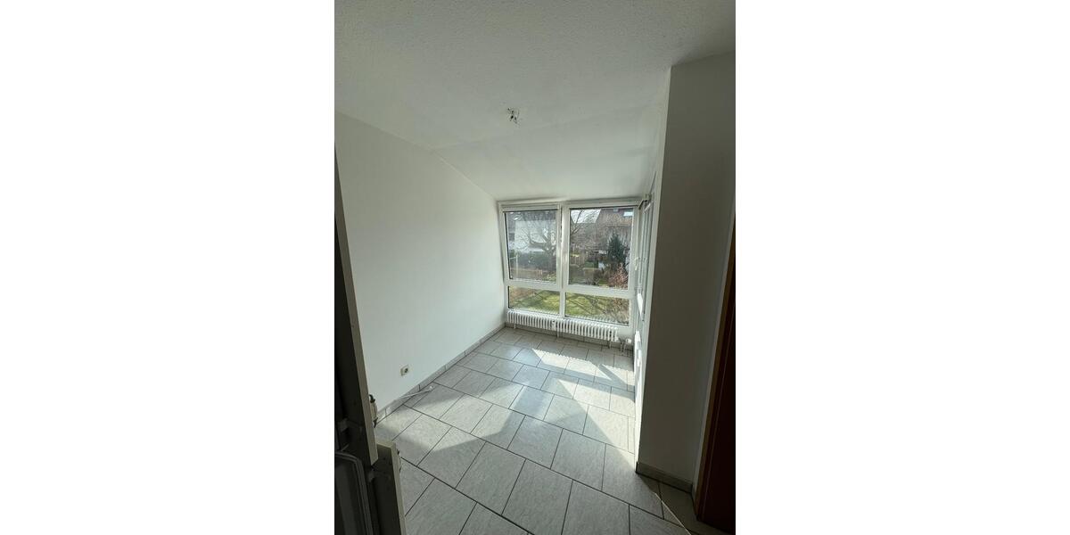 Etagenwohnung Rosenheim Aising - 2 Zimmer, 61 m&sup2;, 854&euro; | Angebot:25902005